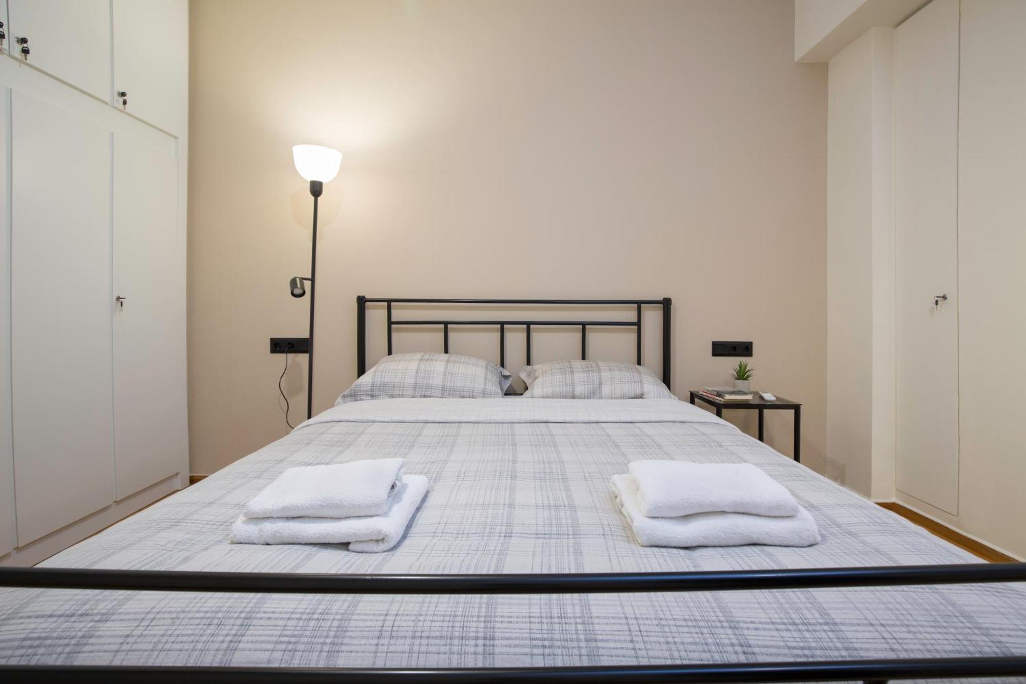 Urban Spacious Apartment Near Kallimarmaron أثينا المظهر الخارجي الصورة