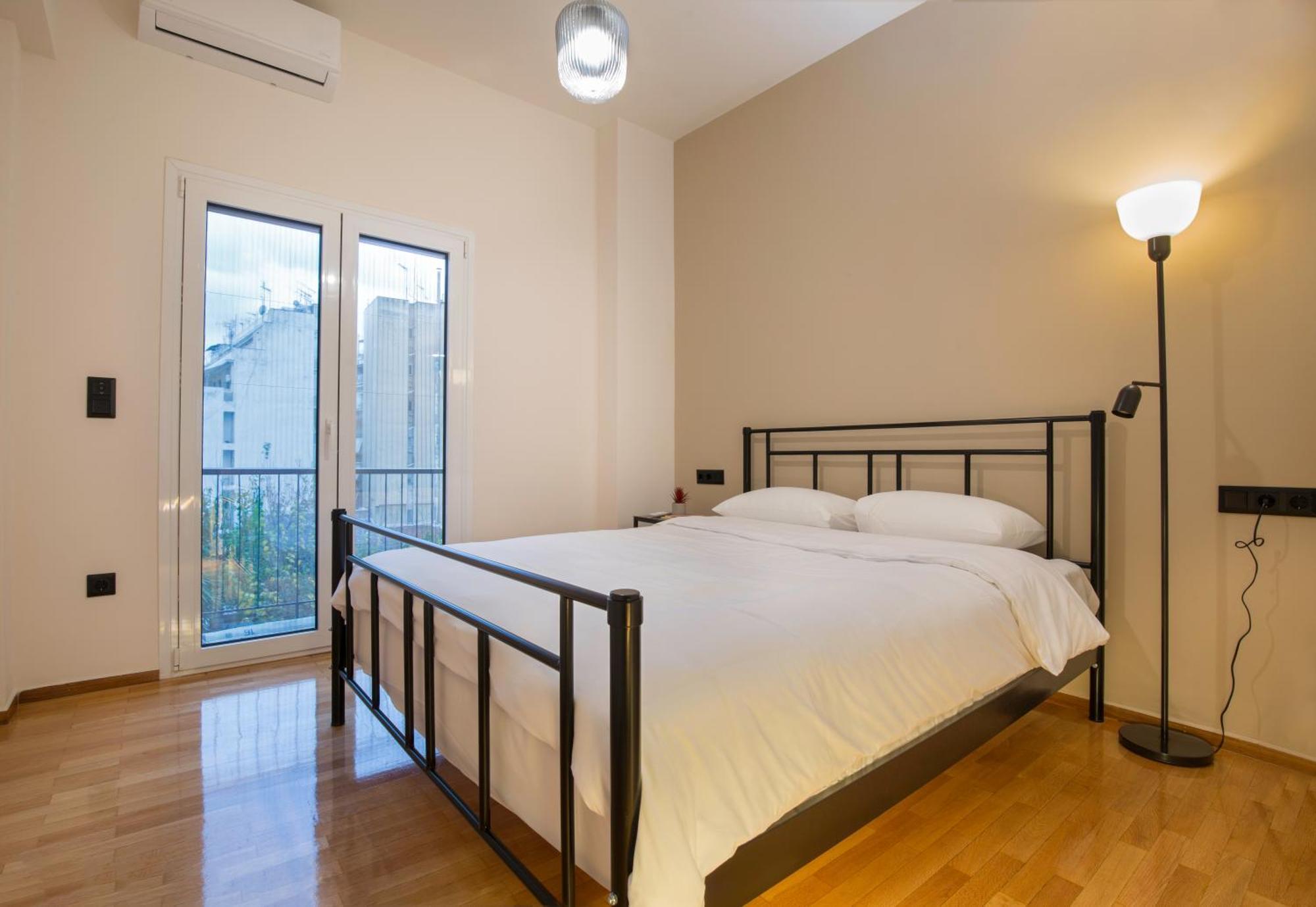 Urban Spacious Apartment Near Kallimarmaron أثينا المظهر الخارجي الصورة