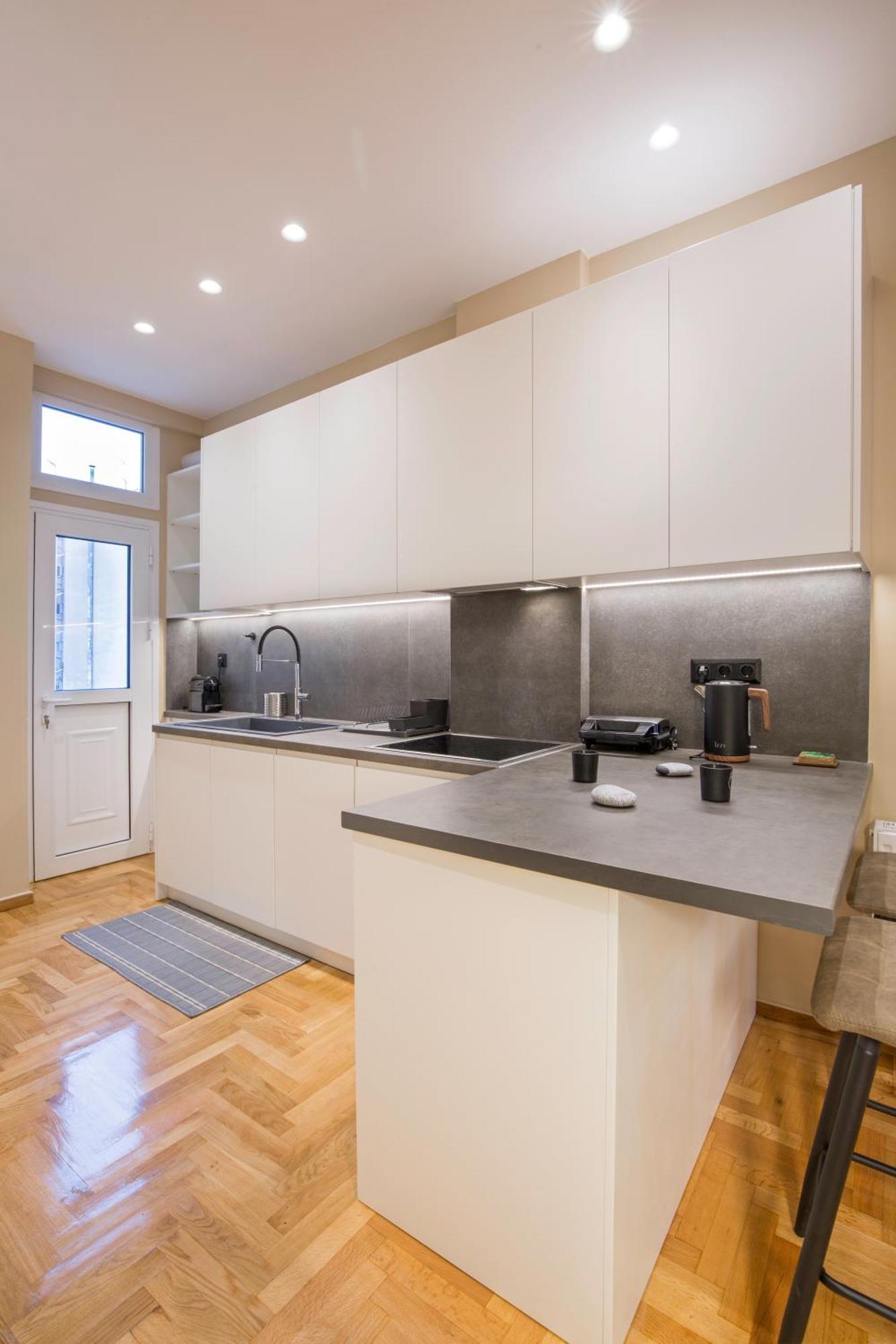 Urban Spacious Apartment Near Kallimarmaron أثينا المظهر الخارجي الصورة