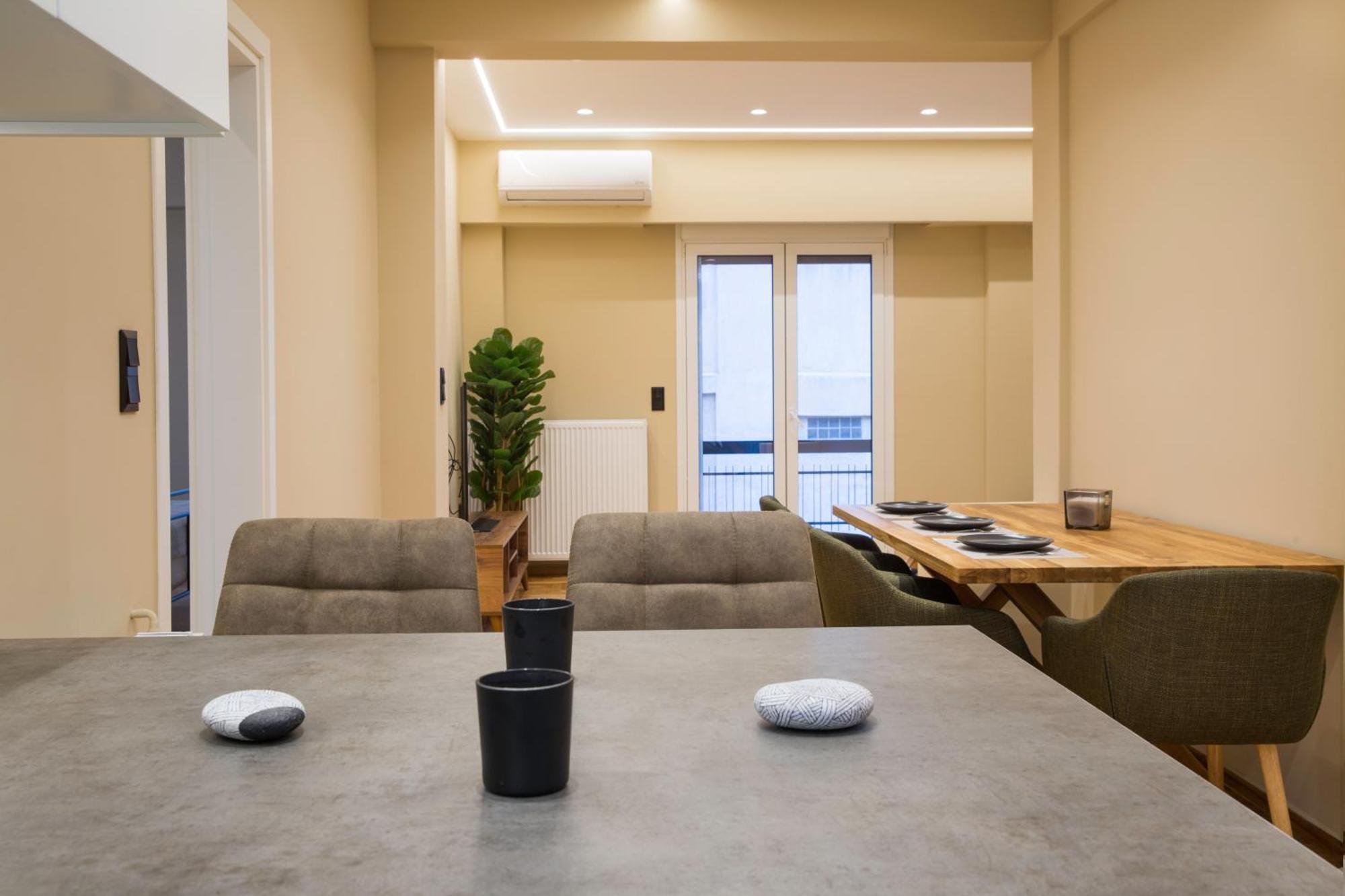 Urban Spacious Apartment Near Kallimarmaron أثينا المظهر الخارجي الصورة